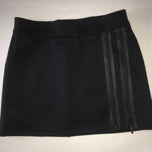 Fabletics Cornado‎ mini skirt zippers